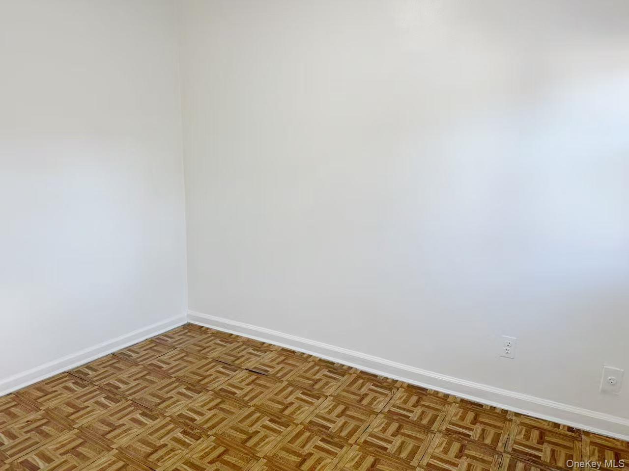 51-21 Goldsmith Street, Elmhurst, NY 11373