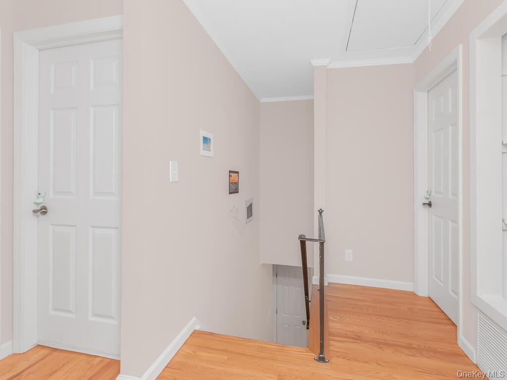 25 Midway Road, White Plains, NY 10607