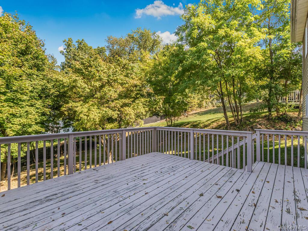 25 Midway Road, White Plains, NY 10607