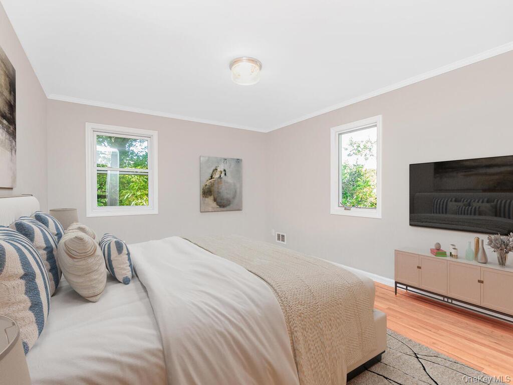 25 Midway Road, White Plains, NY 10607