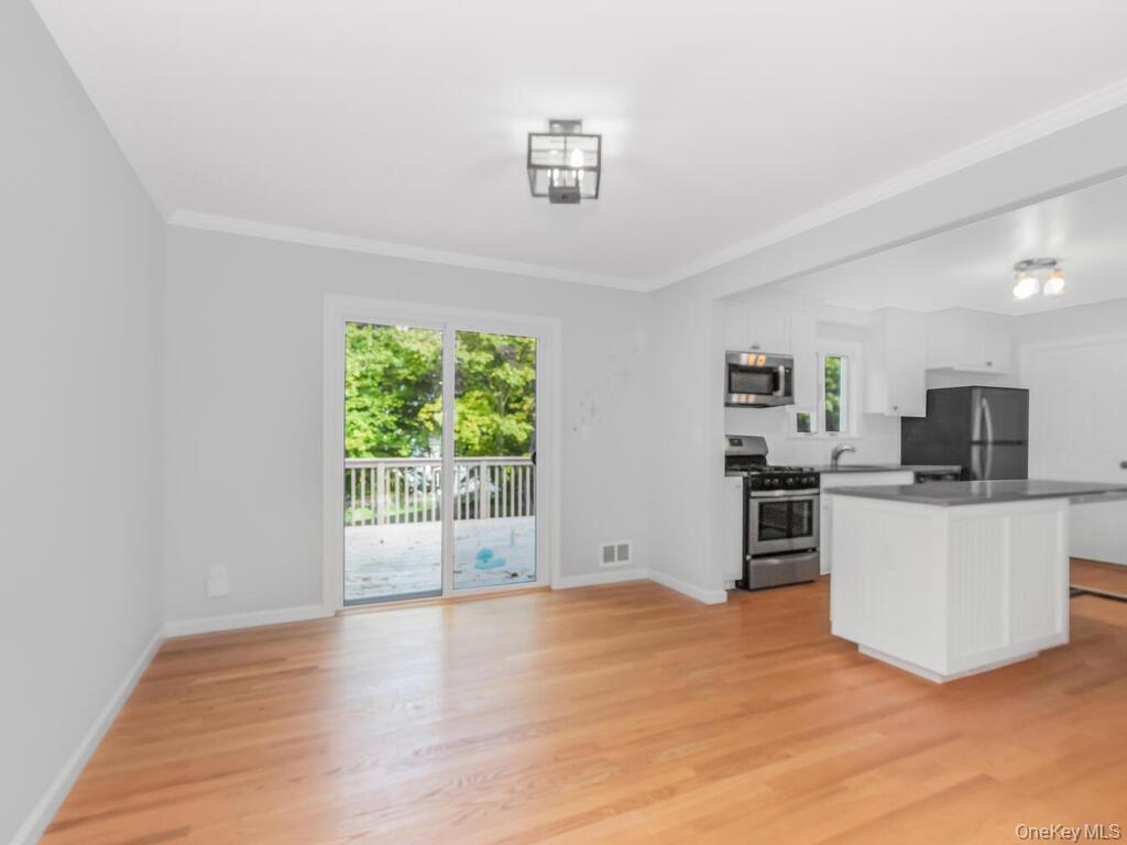 25 Midway Road, White Plains, NY 10607