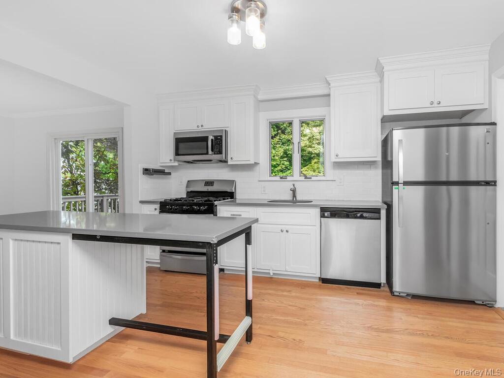 25 Midway Road, White Plains, NY 10607