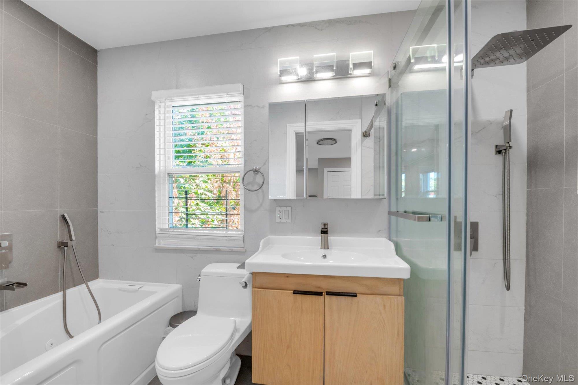 80-18 Springfield Blvd, Hollis Hills, NY 11427