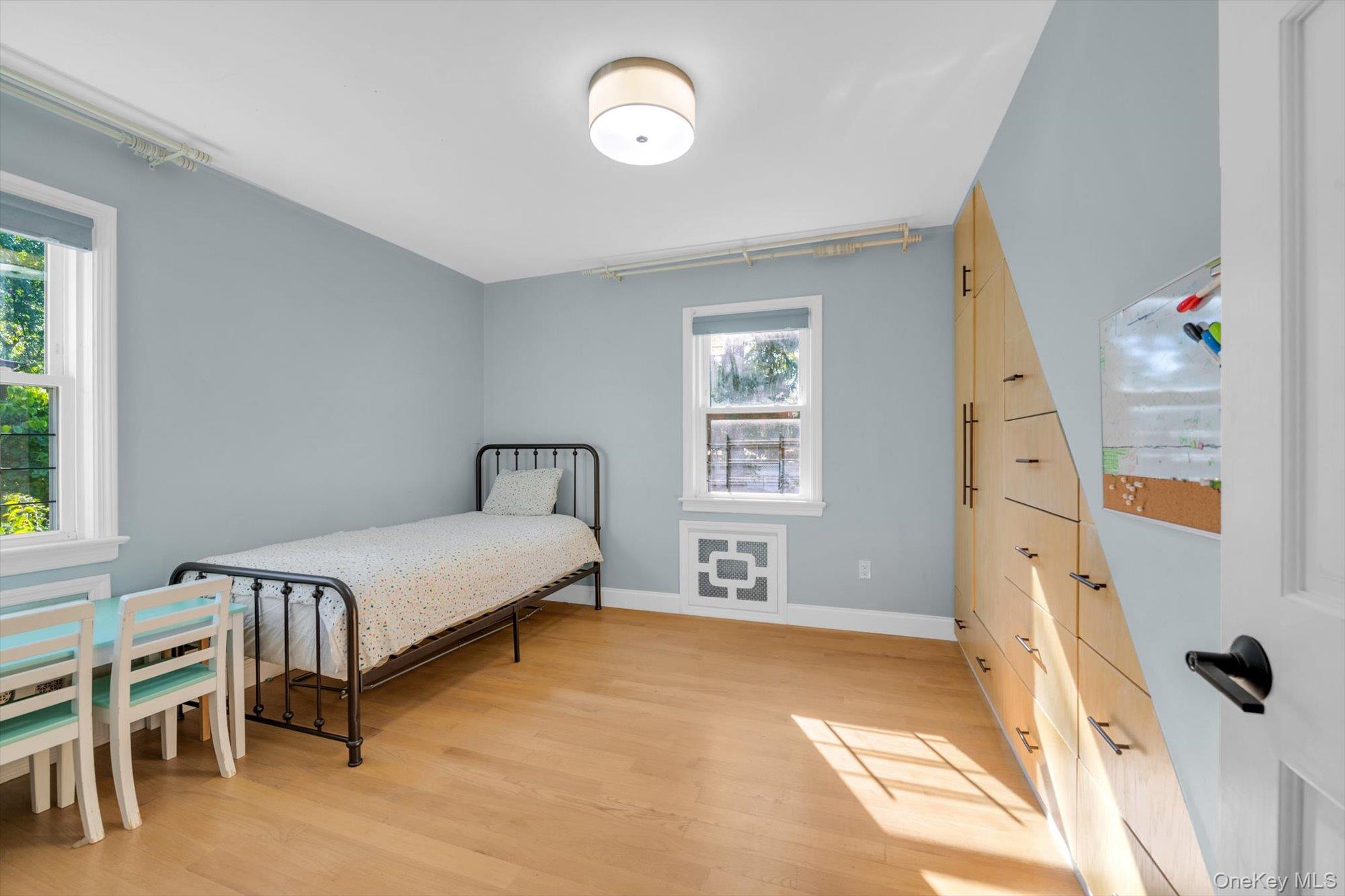 80-18 Springfield Blvd, Hollis Hills, NY 11427