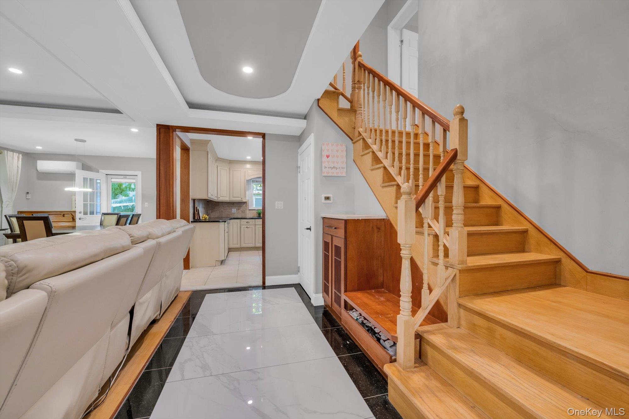 80-18 Springfield Blvd, Hollis Hills, NY 11427