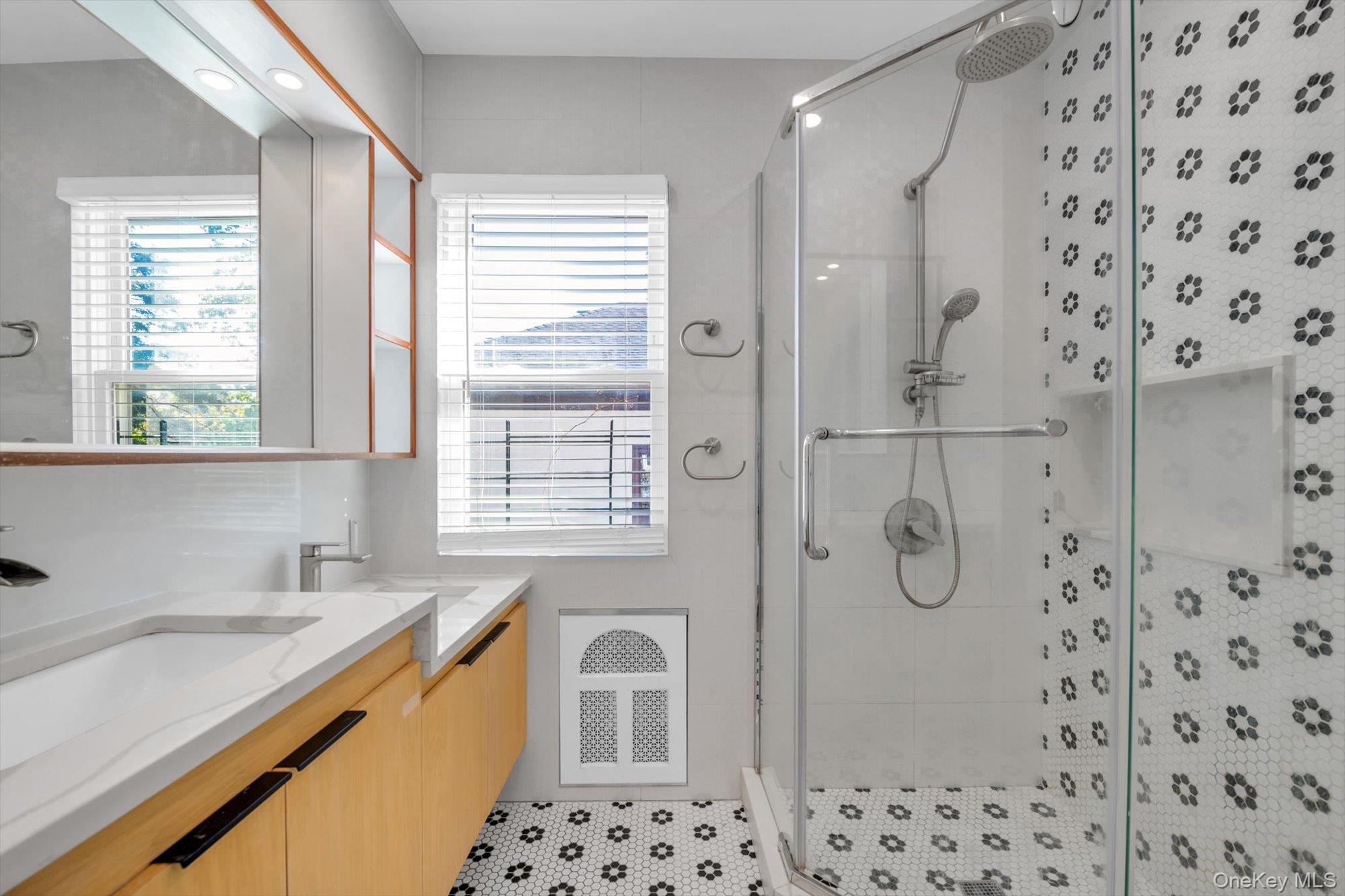 80-18 Springfield Blvd, Hollis Hills, NY 11427