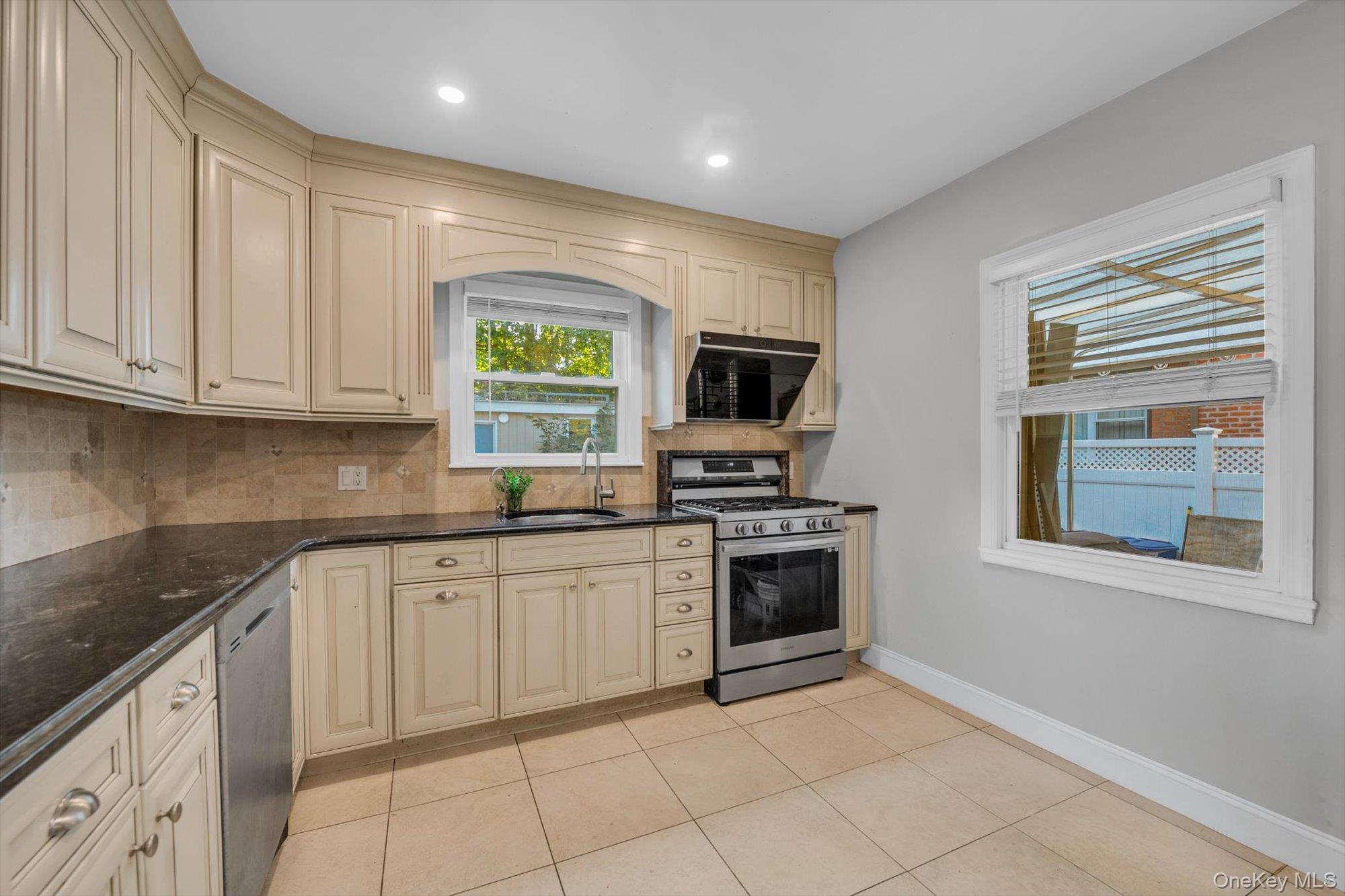 80-18 Springfield Blvd, Hollis Hills, NY 11427