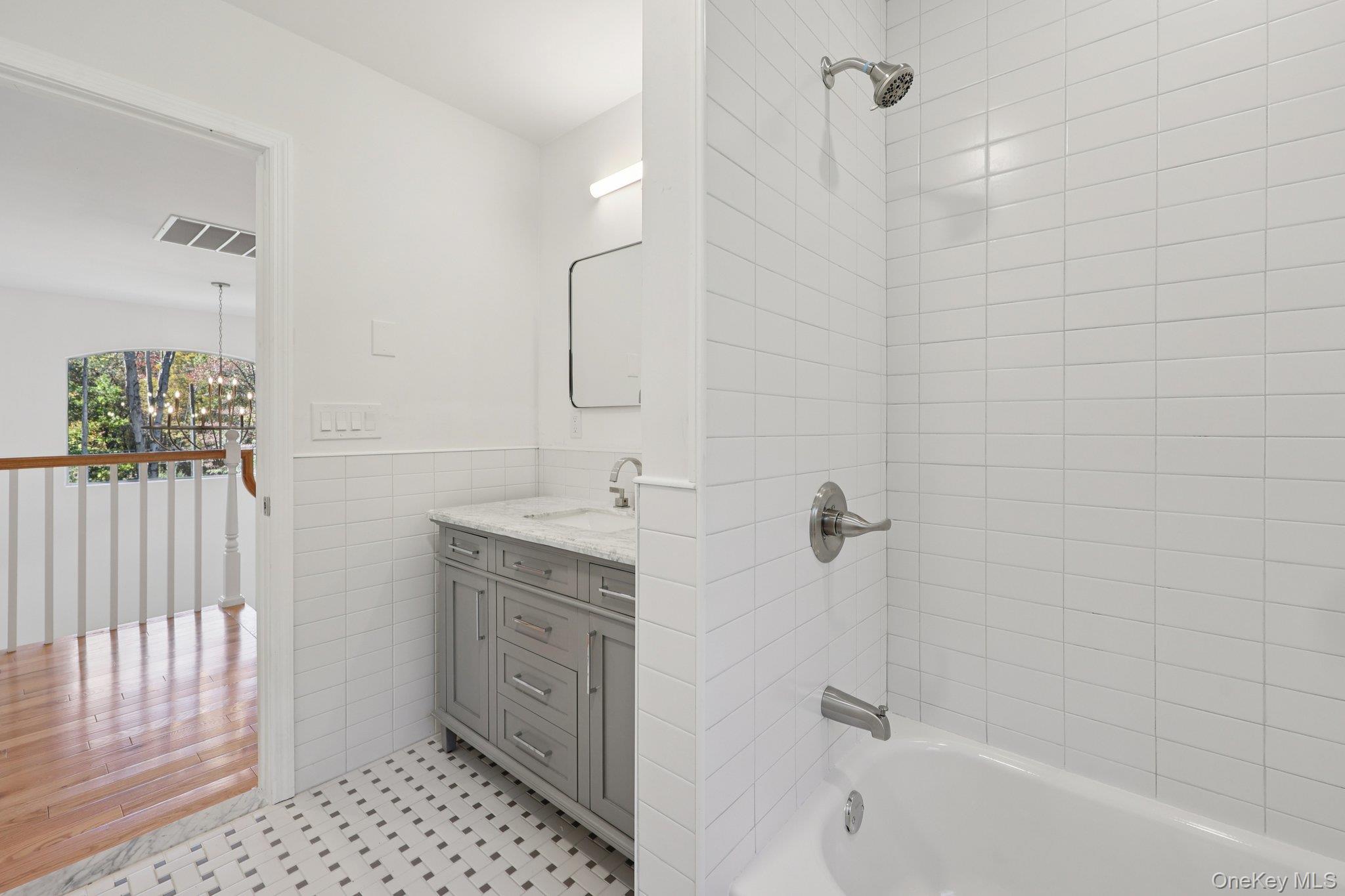 27 Oak Hill Road, Monroe, NY 10950