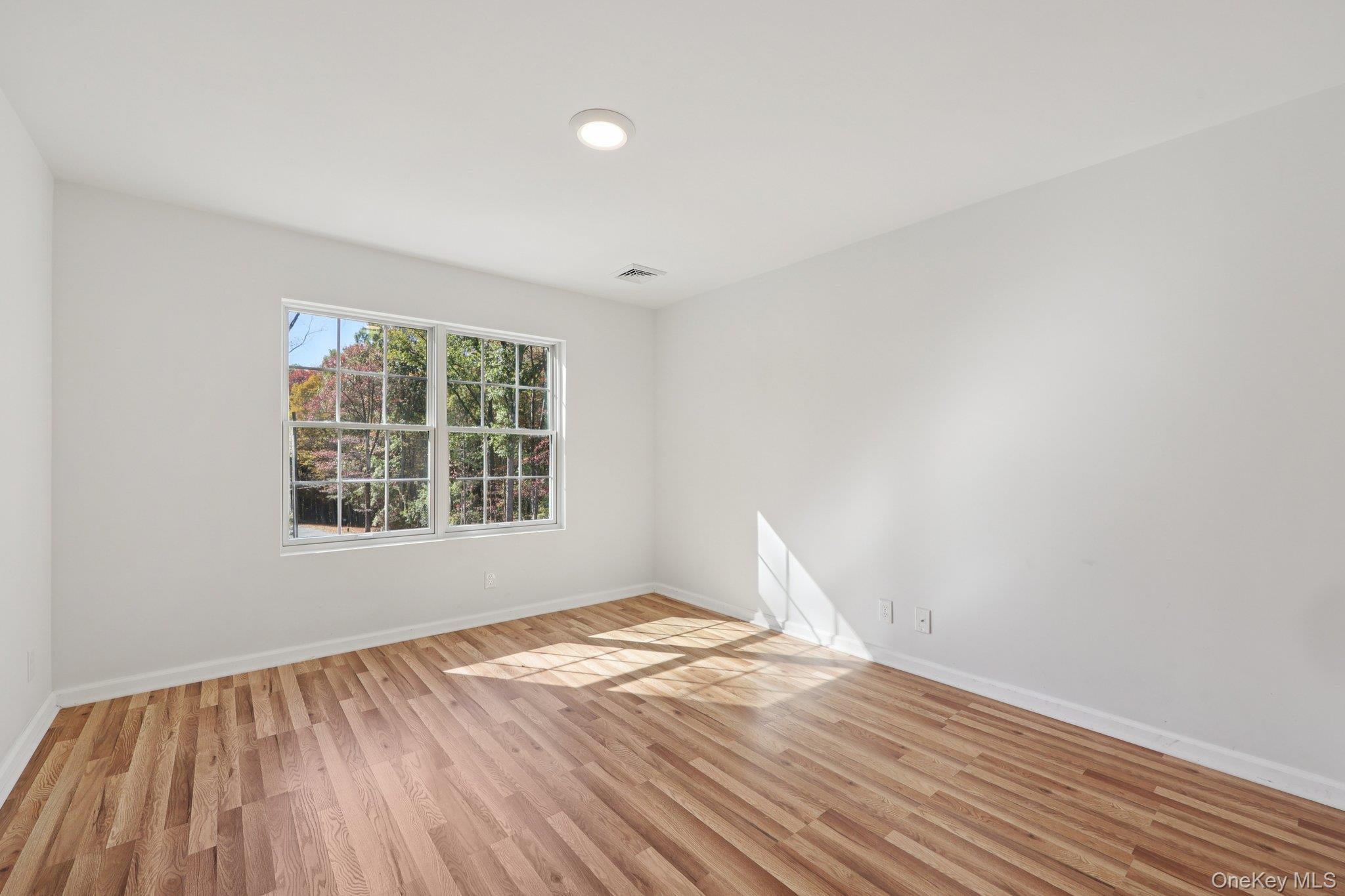 27 Oak Hill Road, Monroe, NY 10950