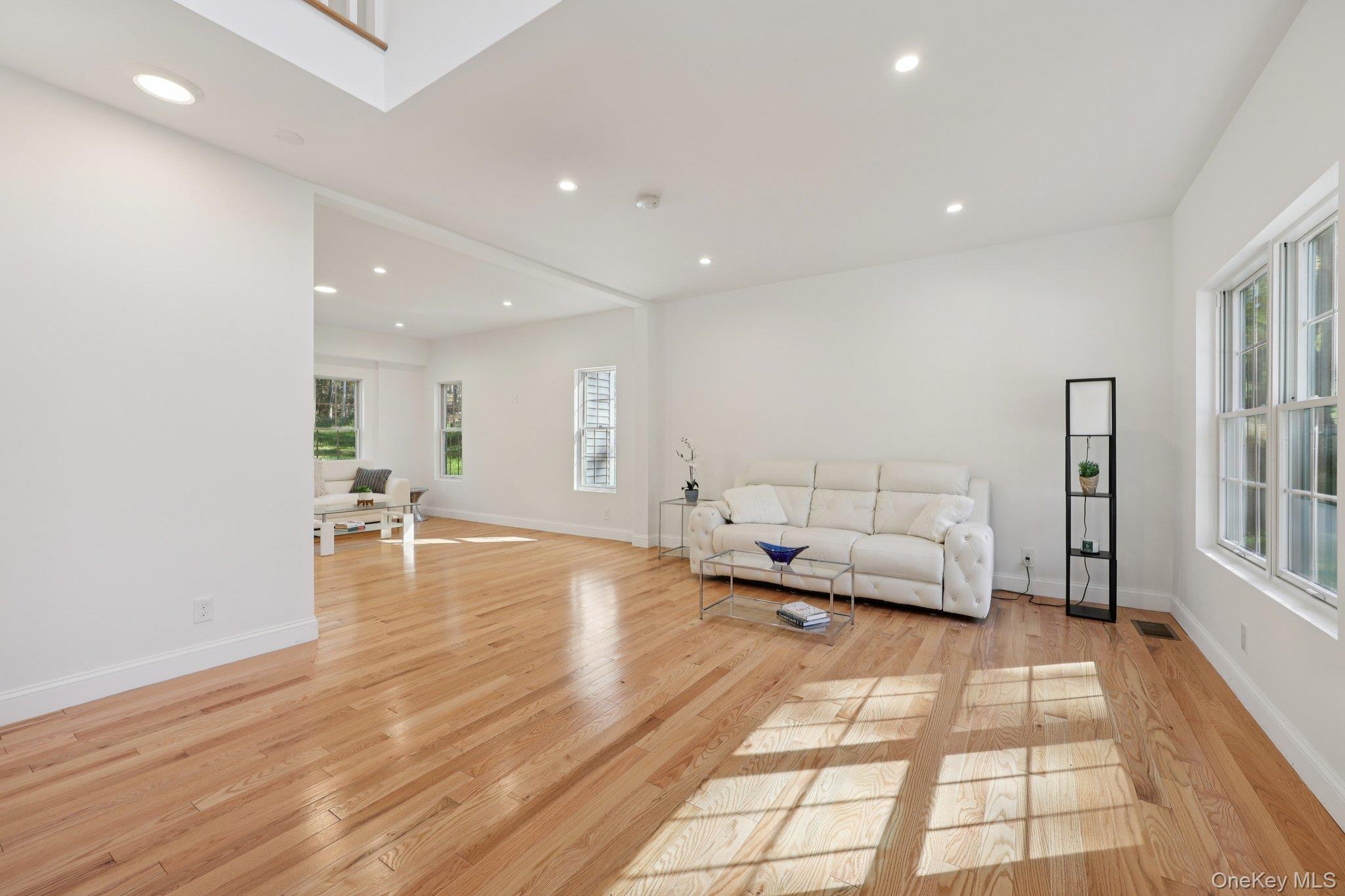 27 Oak Hill Road, Monroe, NY 10950