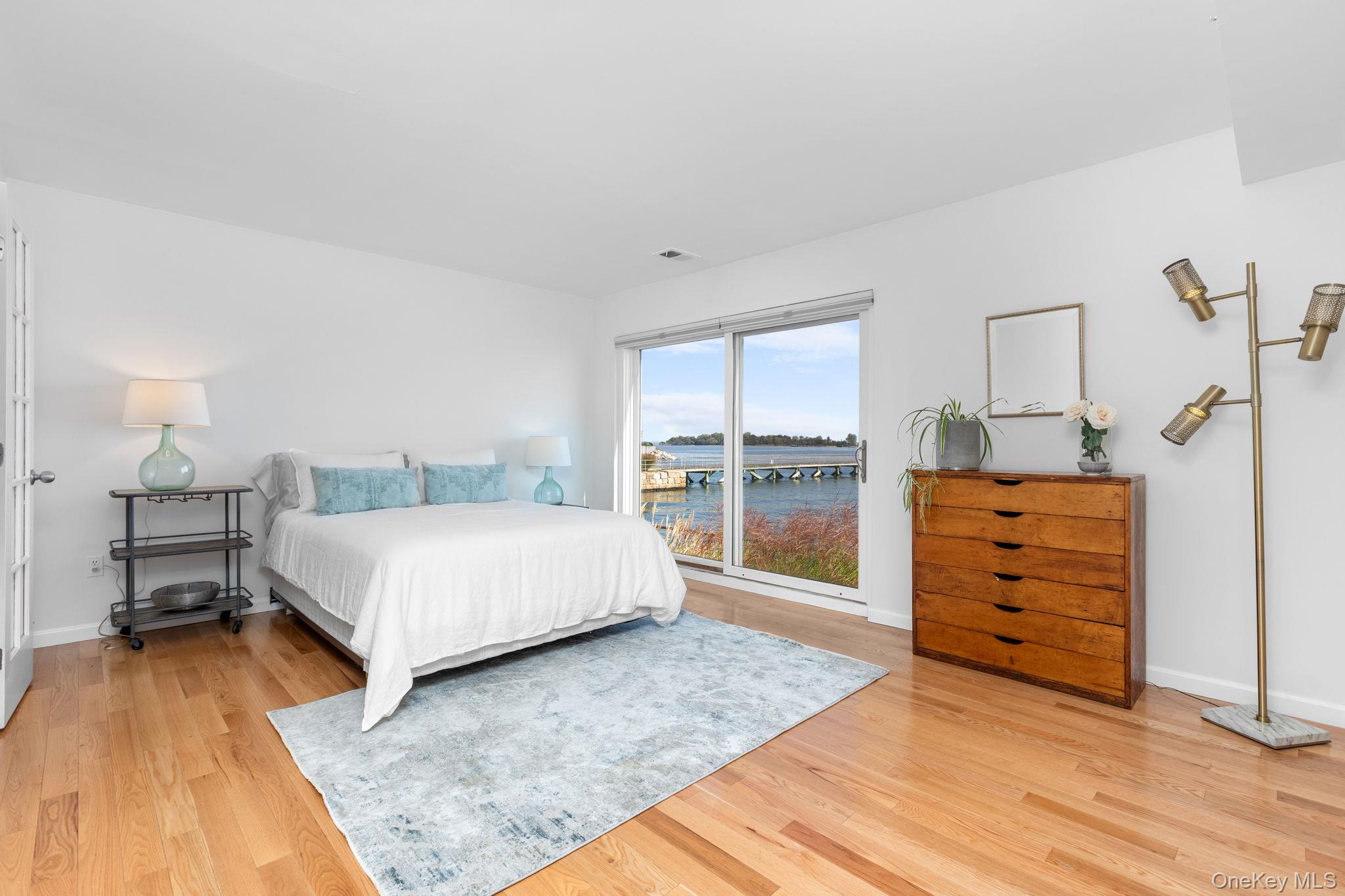 8 Deepwater Way # 63, Bronx, NY 10464