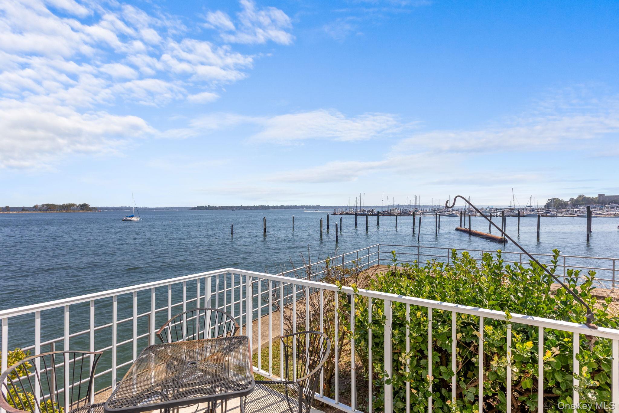 8 Deepwater Way # 63, Bronx, NY 10464