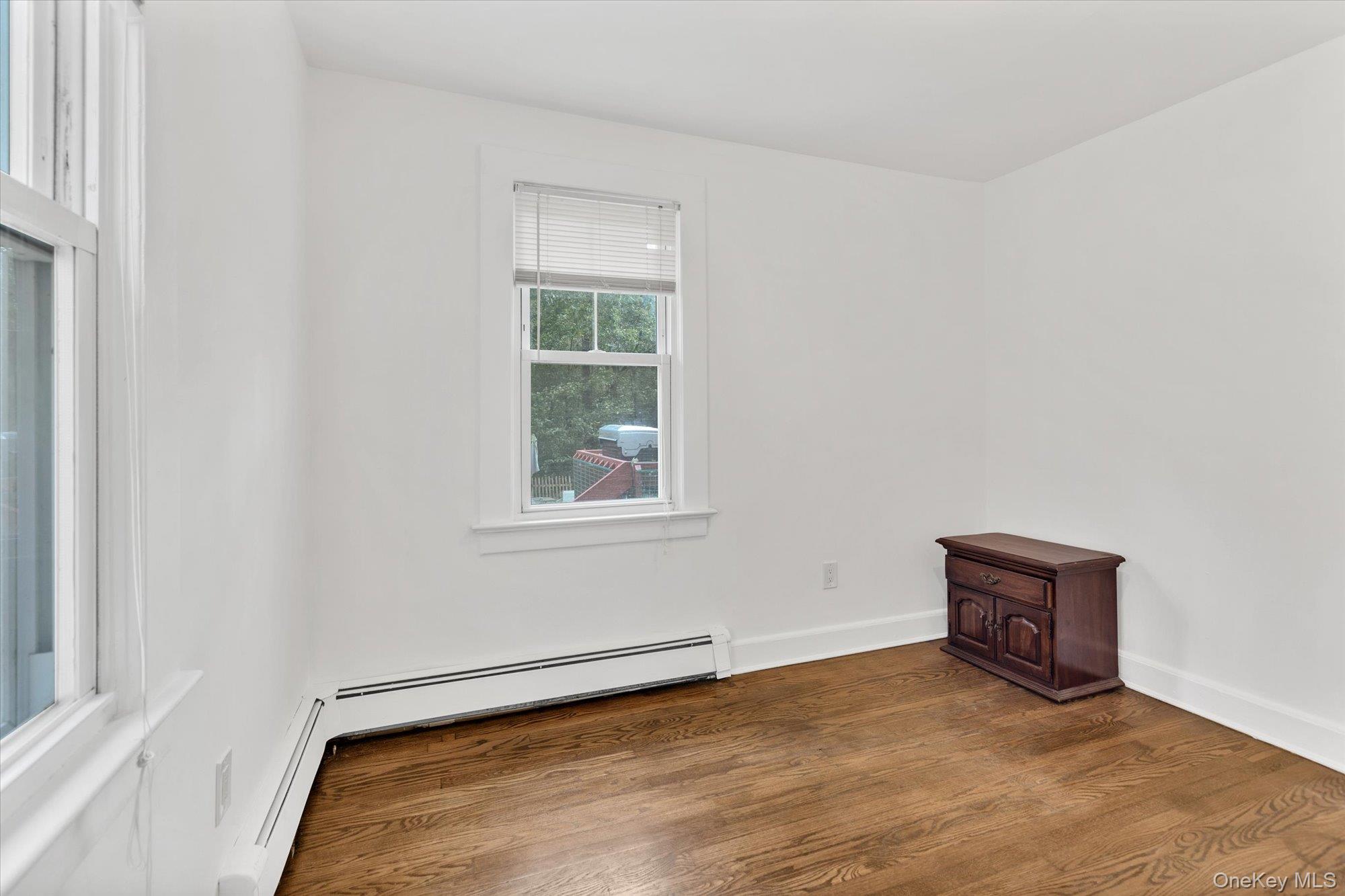 813 Park Avenue, Huntington, NY 11743