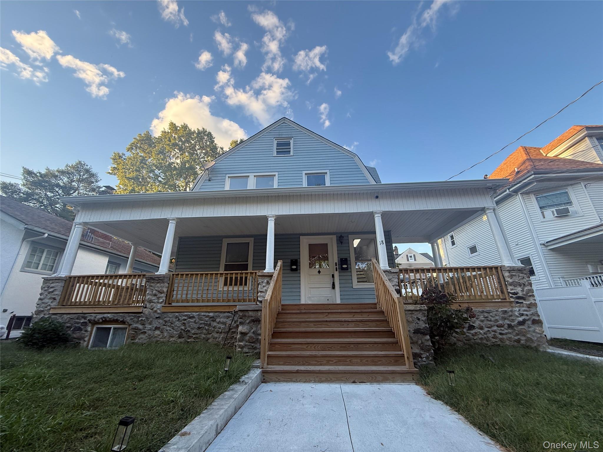 18 Edgewood Street, White Plains, NY 10605