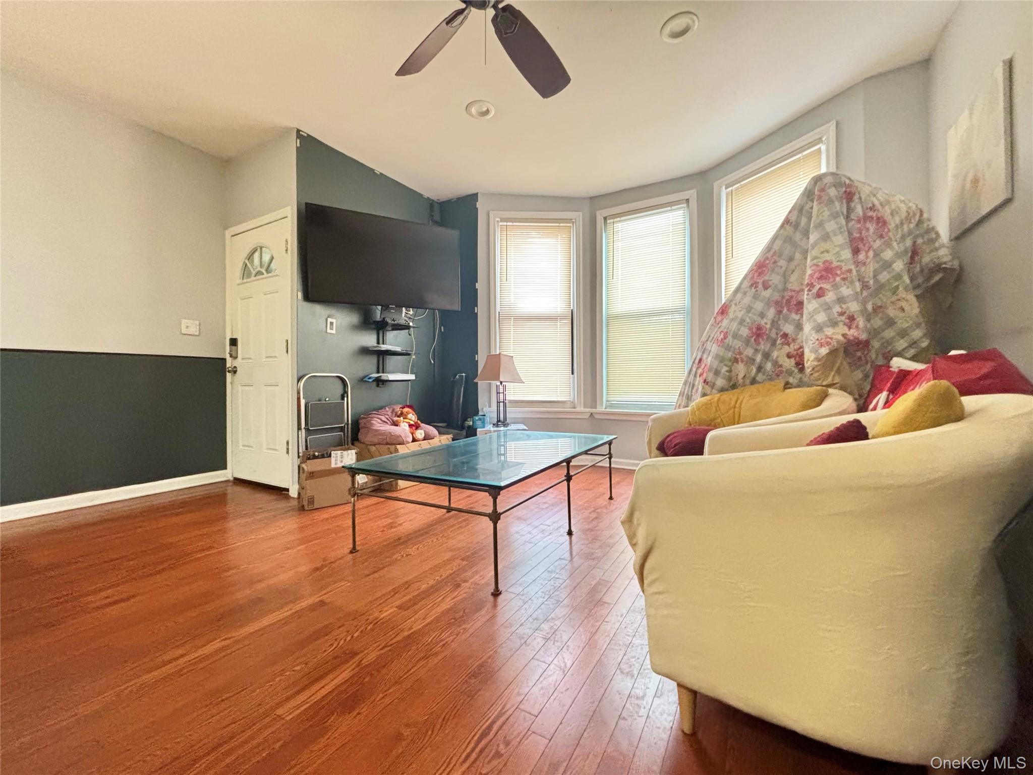 3672 Barnes Avenue, Bronx, NY 10467