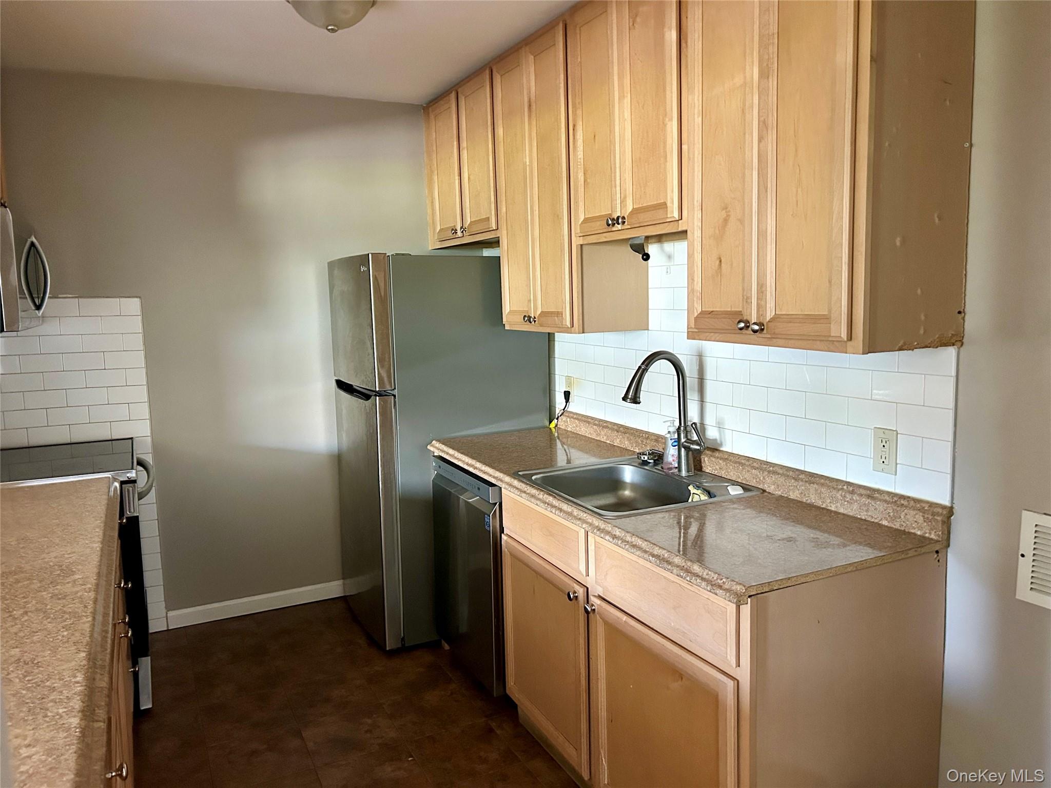 10 White Gate Road # B, Wappingers Falls, NY 12590