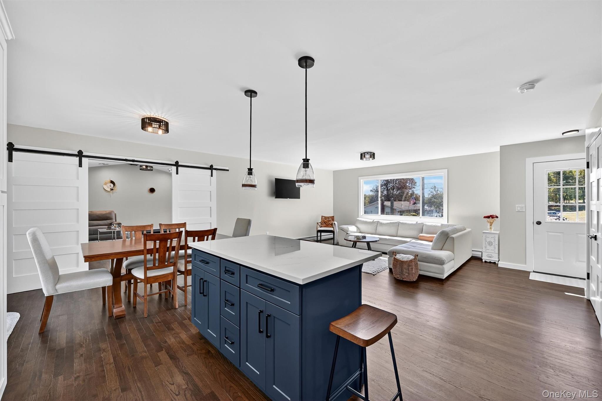 10 Elizabeth Drive, Wallkill, NY 12589