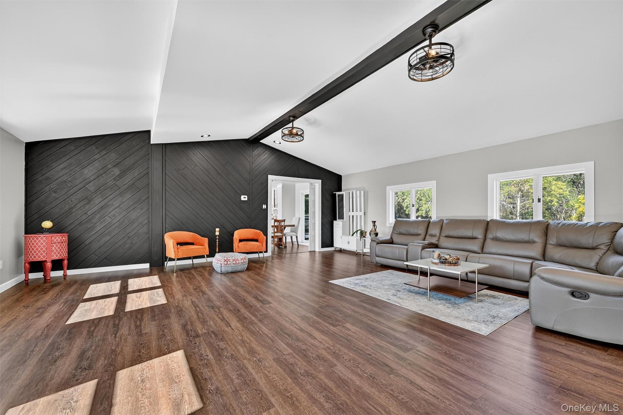 10 Elizabeth Drive, Wallkill, NY 12589