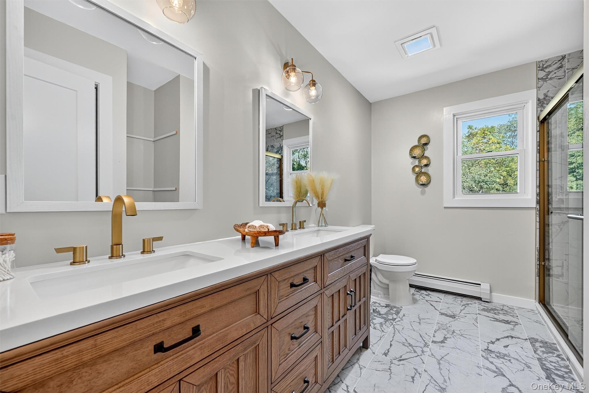 10 Elizabeth Drive, Wallkill, NY 12589