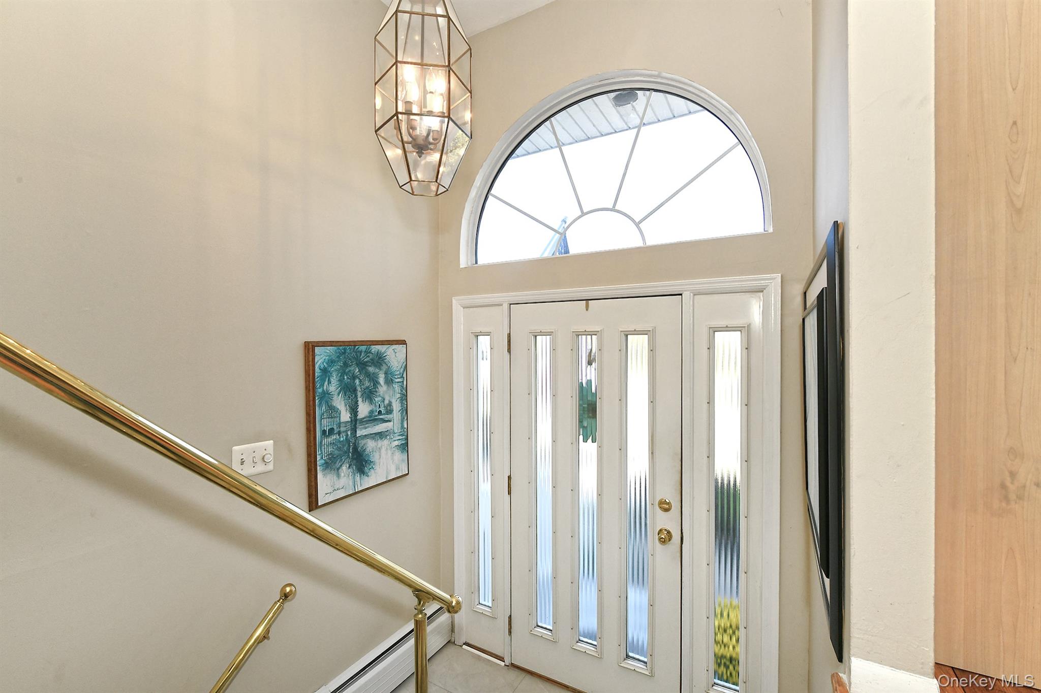 6 Mason Court, Levittown, NY 11756