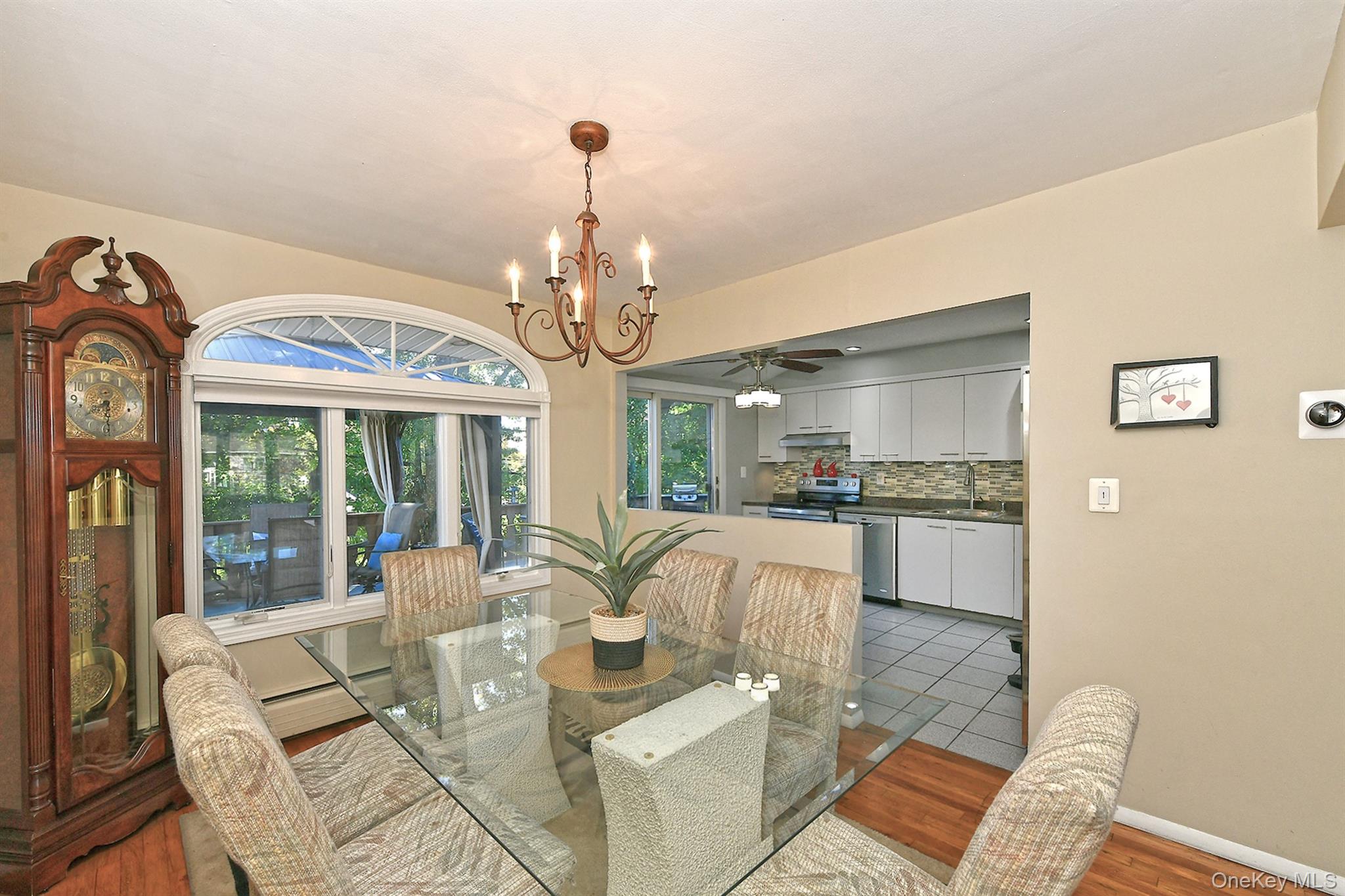 6 Mason Court, Levittown, NY 11756