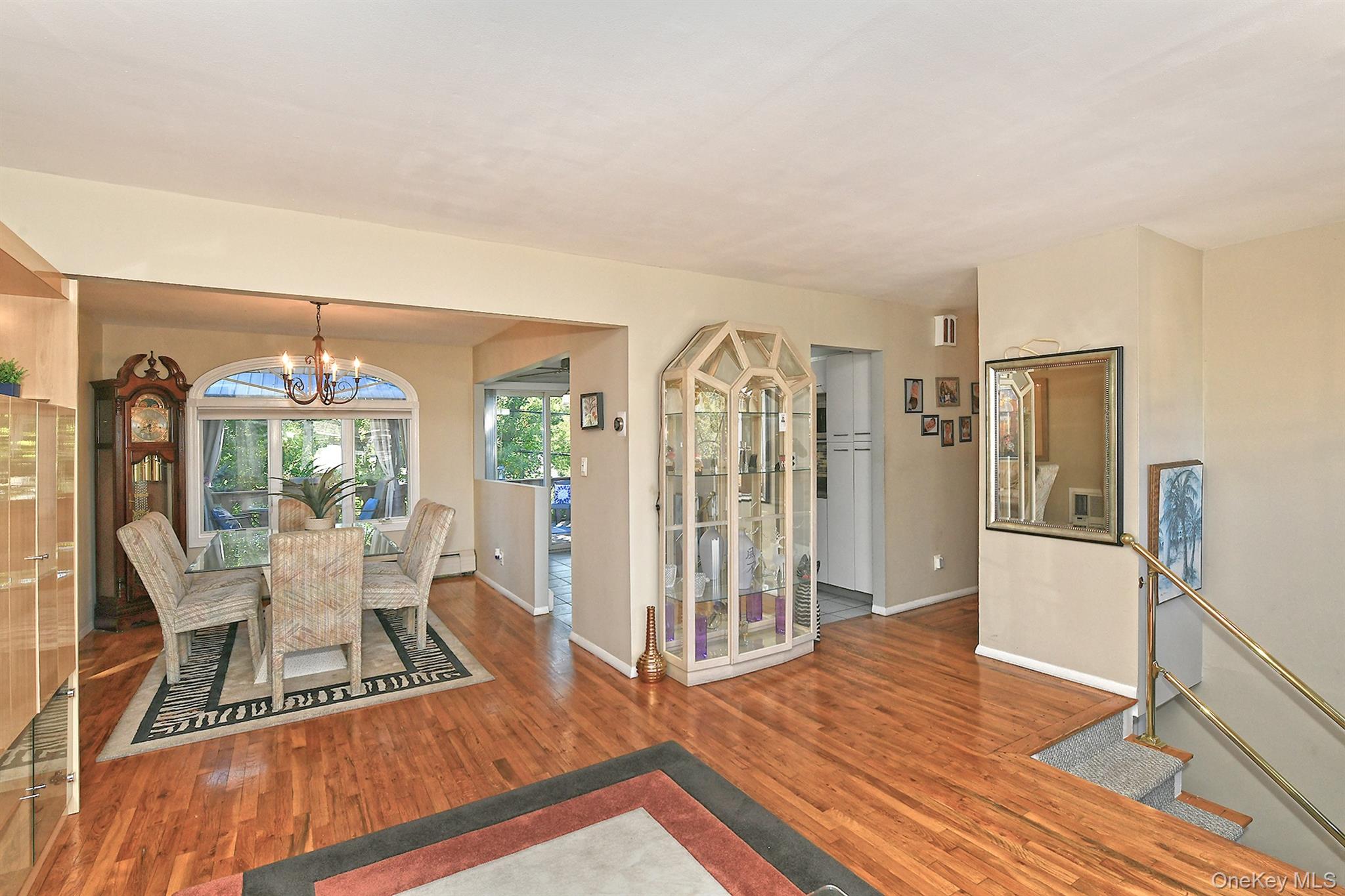 6 Mason Court, Levittown, NY 11756