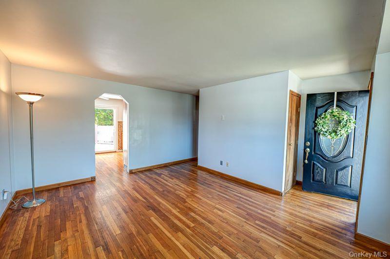 191 E. 2nd Street, Deer Park, NY 11729