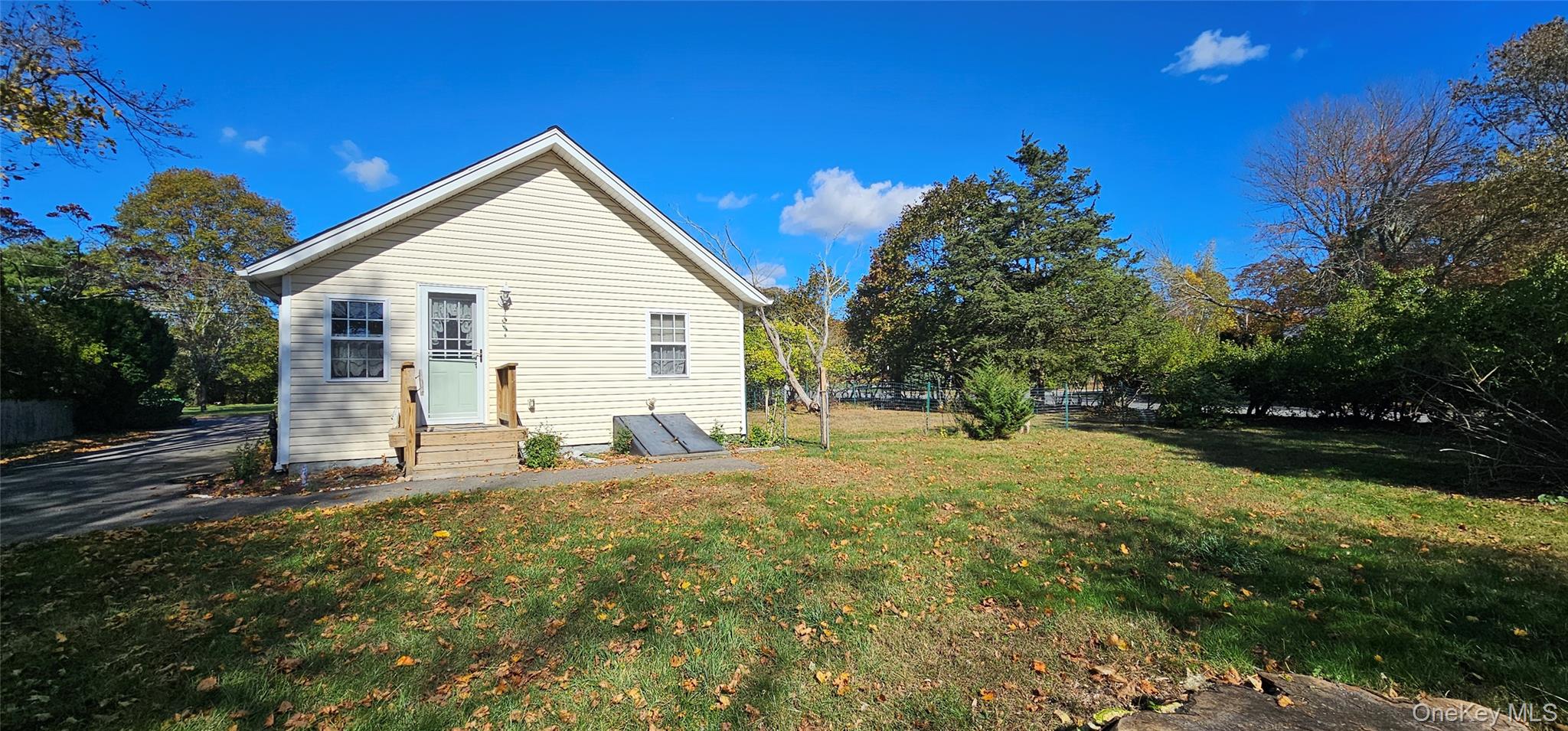 20 Miller Avenue, East Moriches, NY 11940