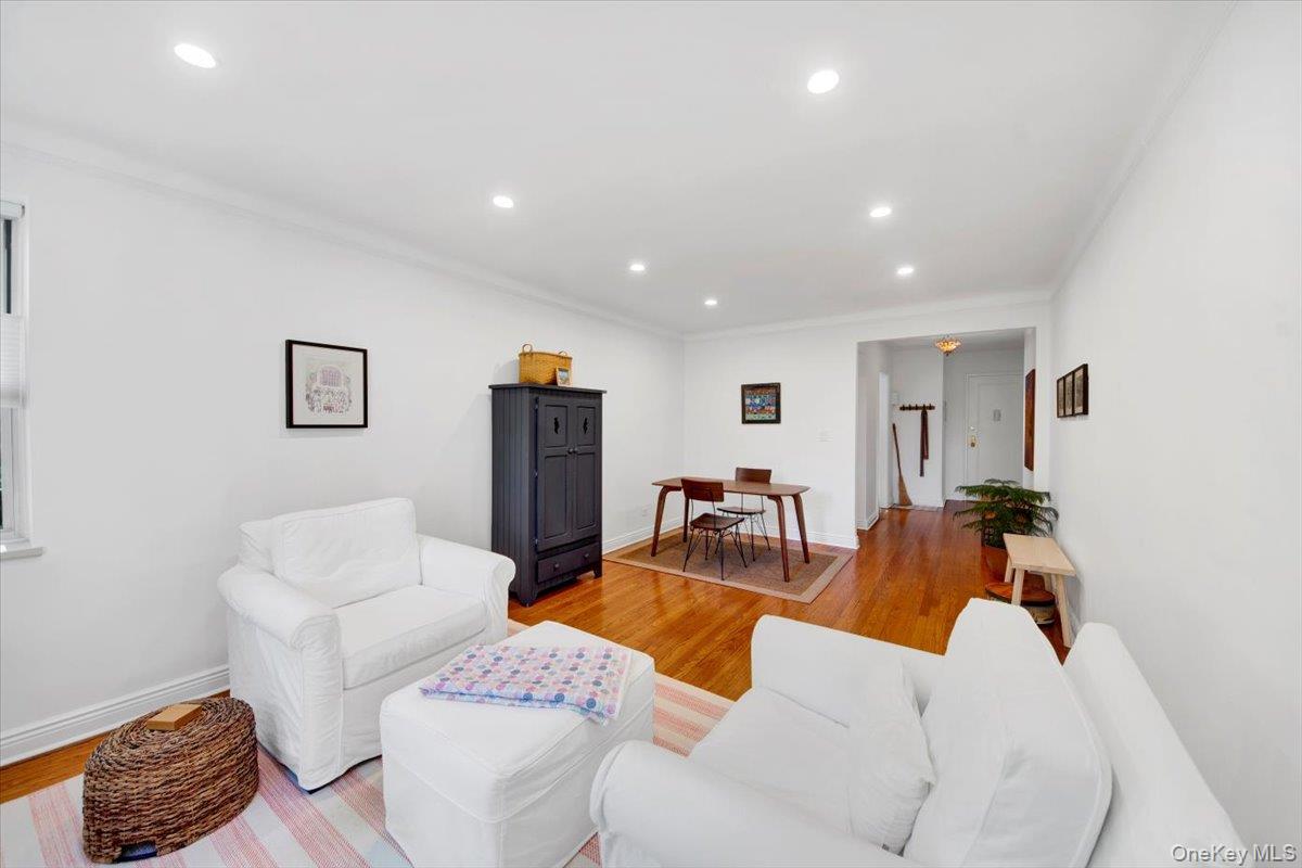 50 N Broadway # 1L, White Plains, NY 10603