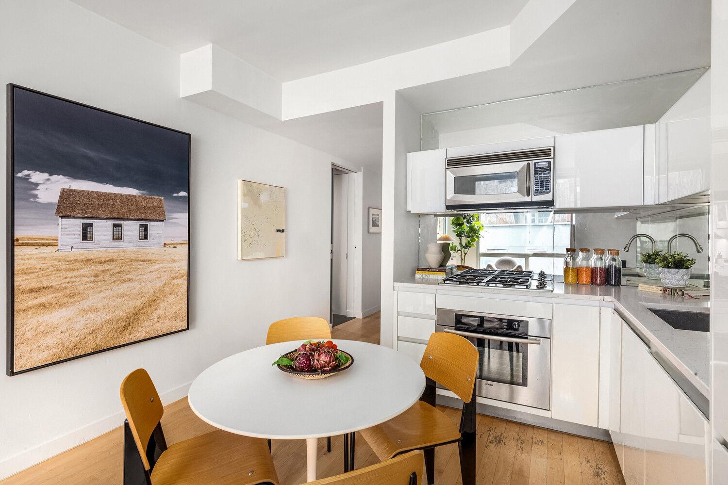 425 E 13TH Street # 2B, New York (Manhattan), NY 10009