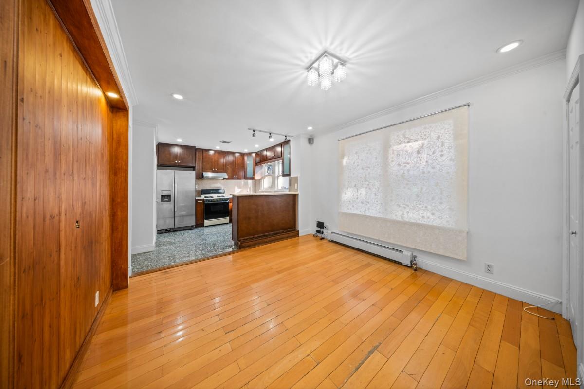 6133 157th Street, Flushing, NY 11367