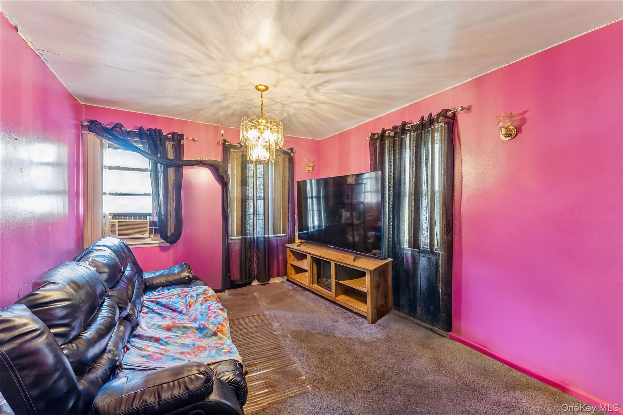 19431 114th Road, Saint Albans, NY 11412