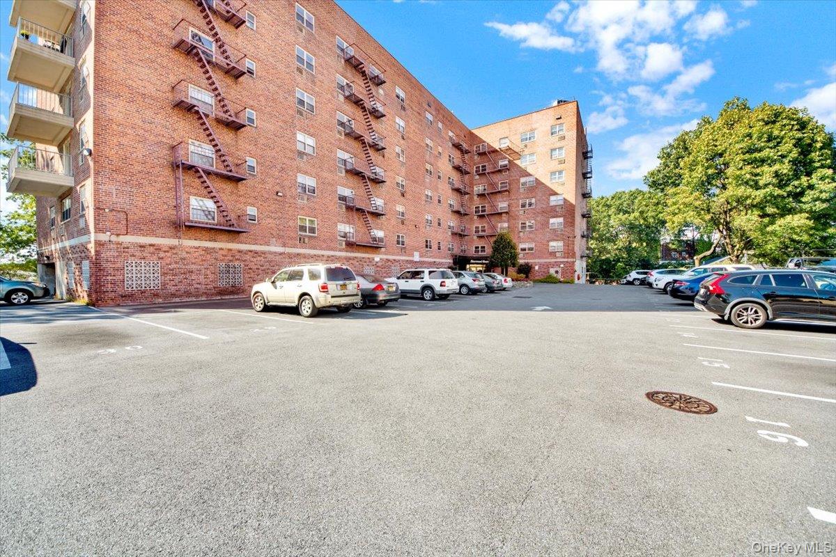 20 Secor Place # 2T, Yonkers, NY 10704