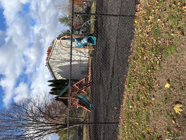 20 Lackawanna Trail, Montebello, NY 10901