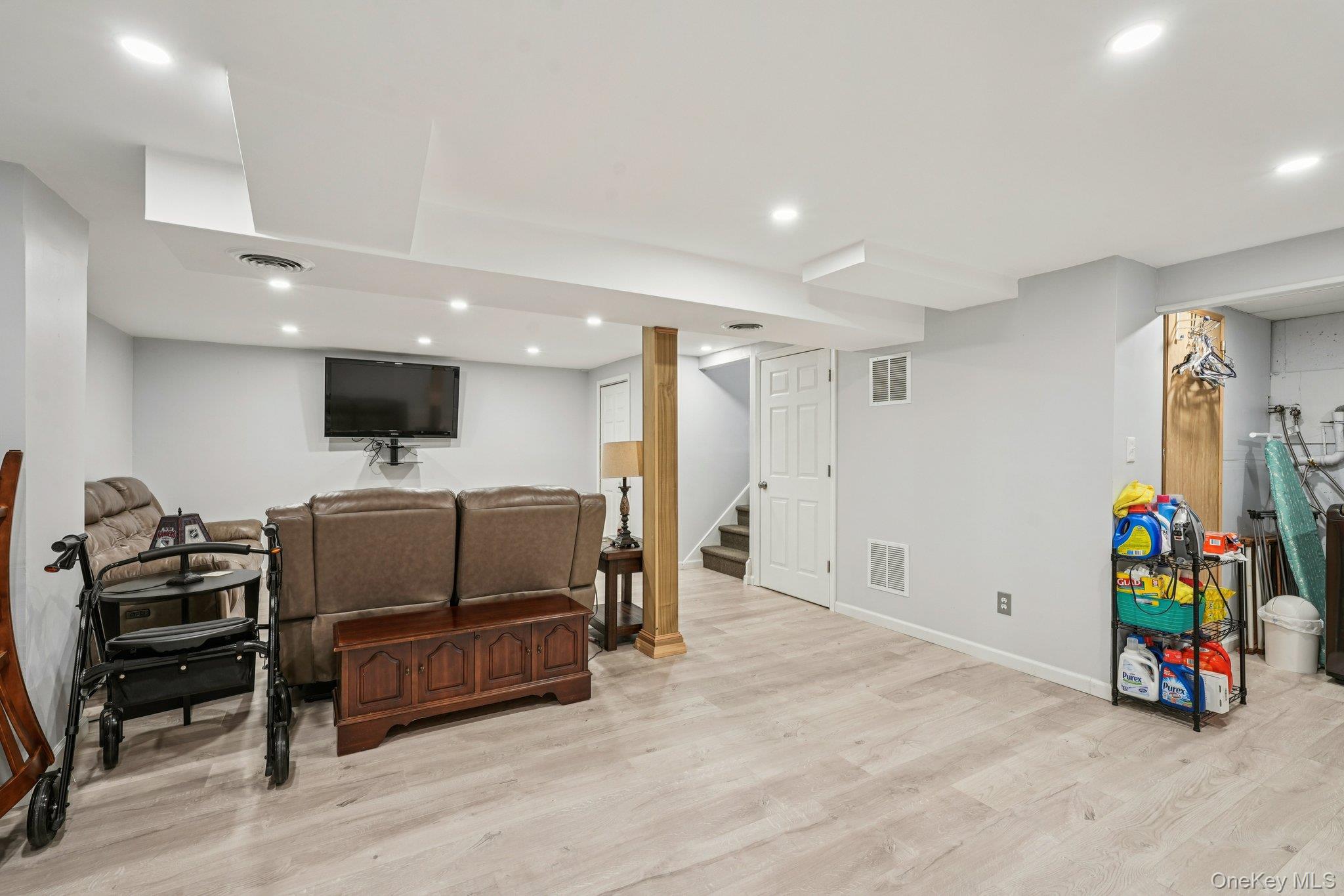 20 Lackawanna Trail, Montebello, NY 10901