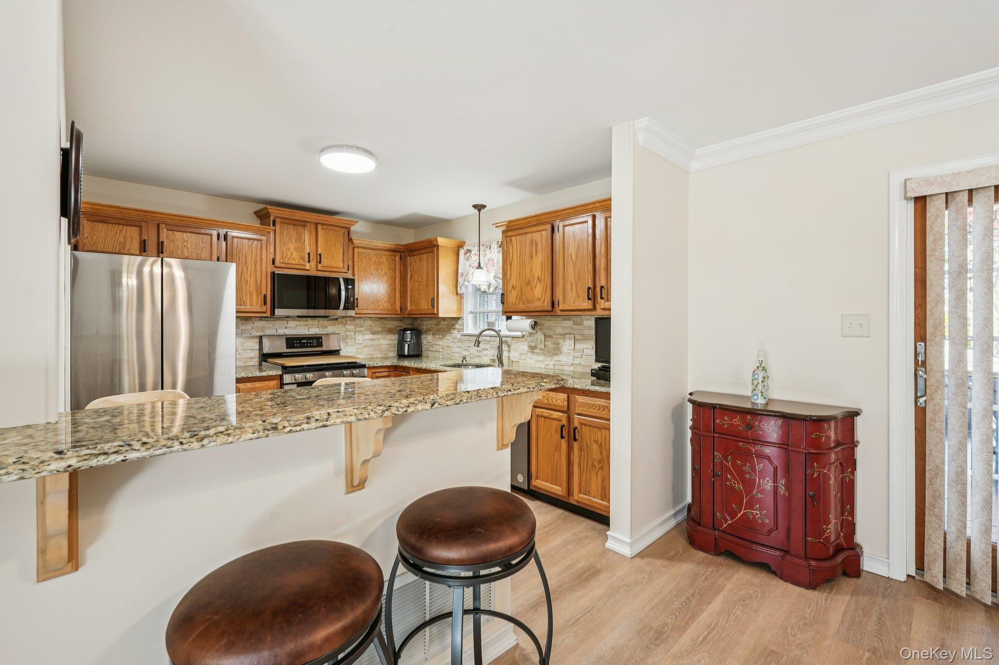 20 Lackawanna Trail, Montebello, NY 10901