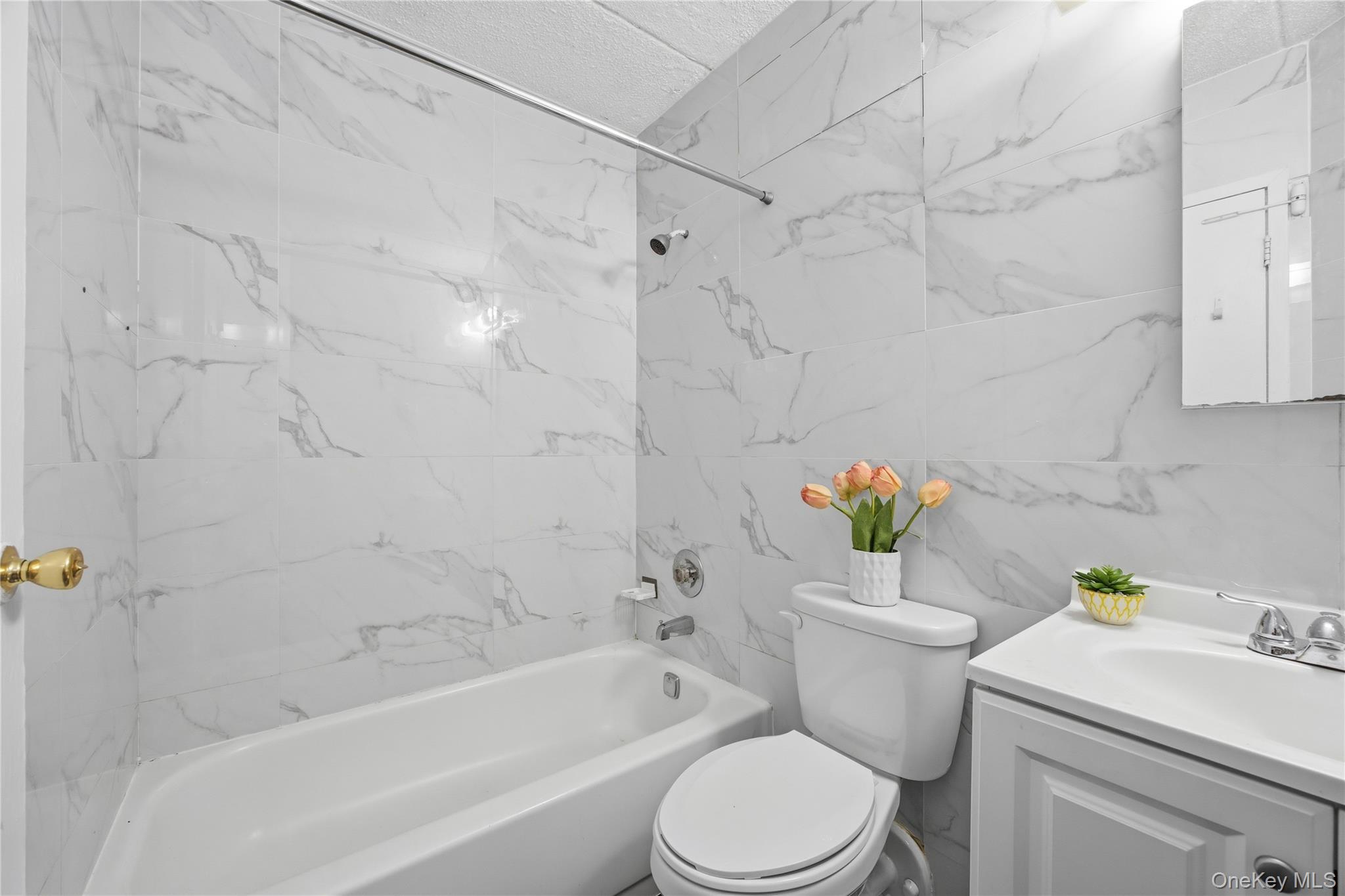 133-36 41st Road # 6C, Flushing, NY 11355