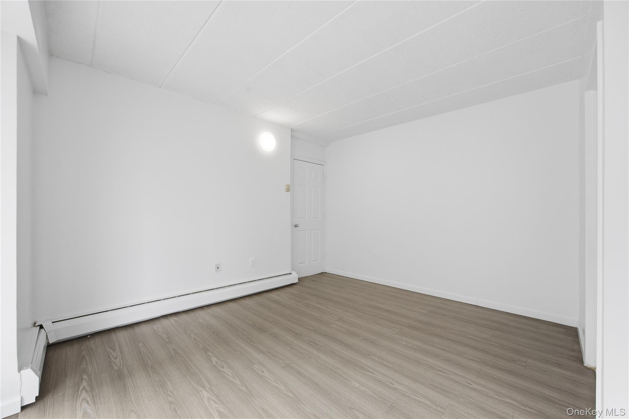 133-36 41st Road # 6C, Flushing, NY 11355