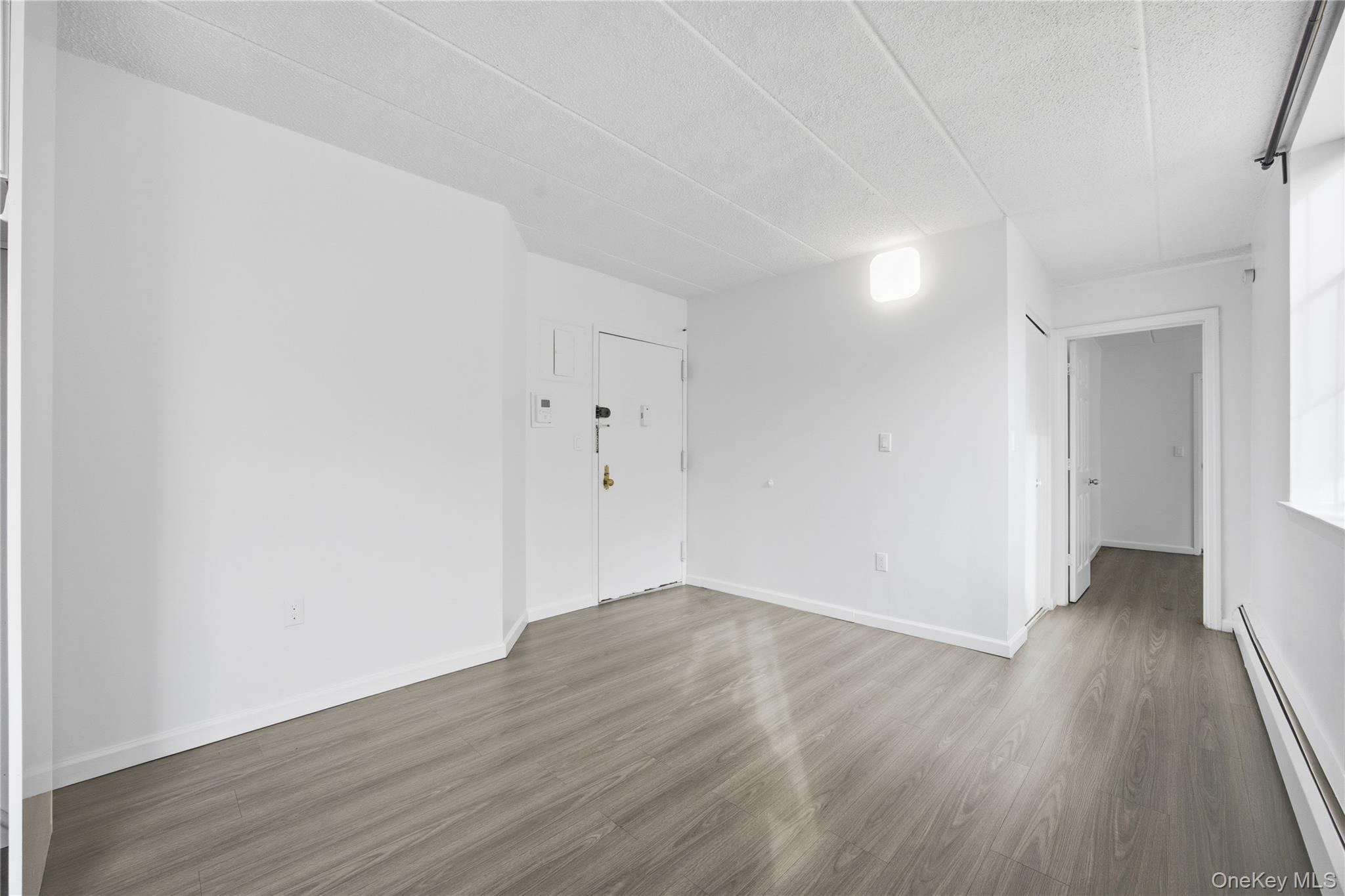 133-36 41st Road # 6C, Flushing, NY 11355