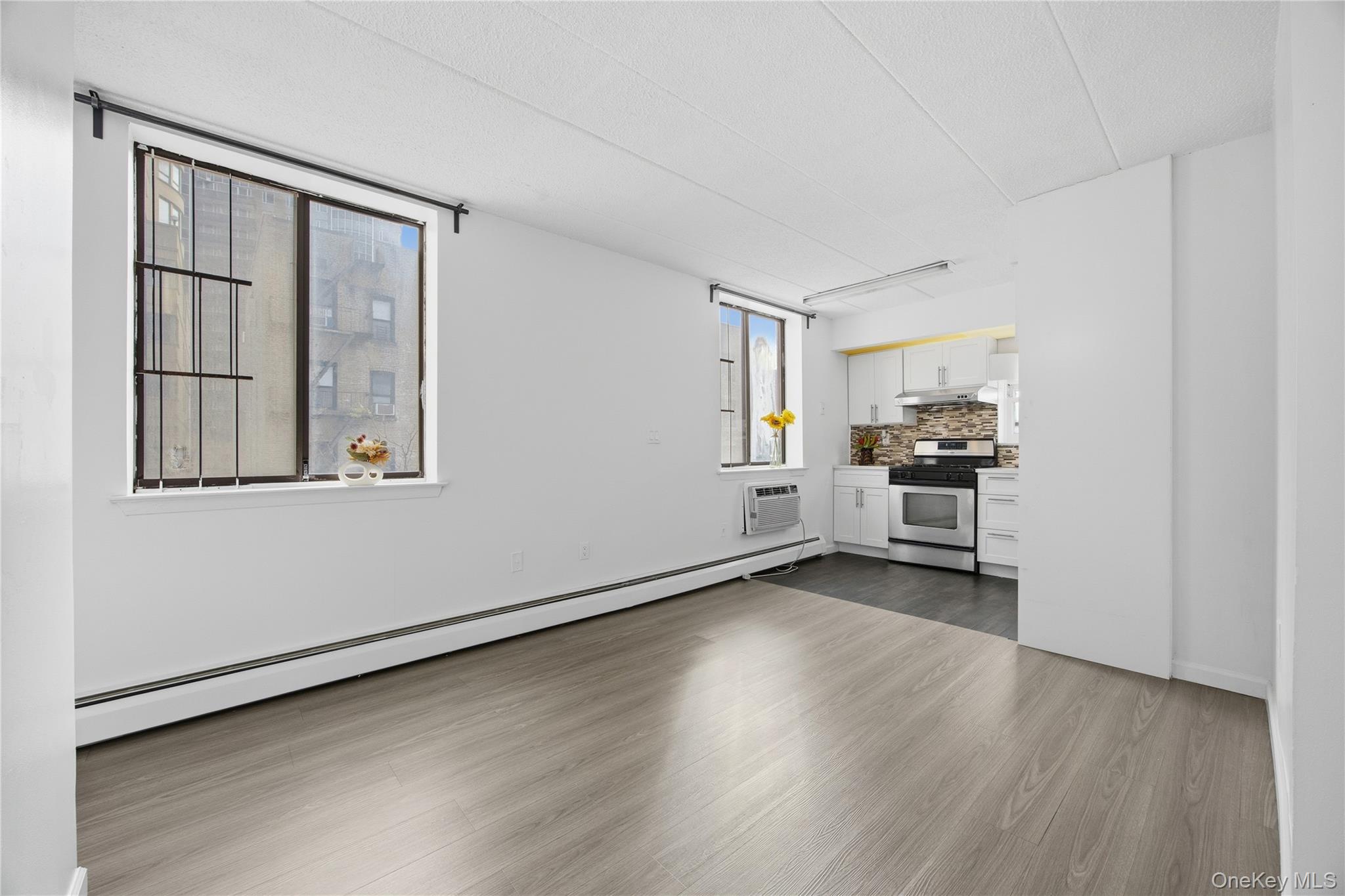 133-36 41st Road # 6C, Flushing, NY 11355