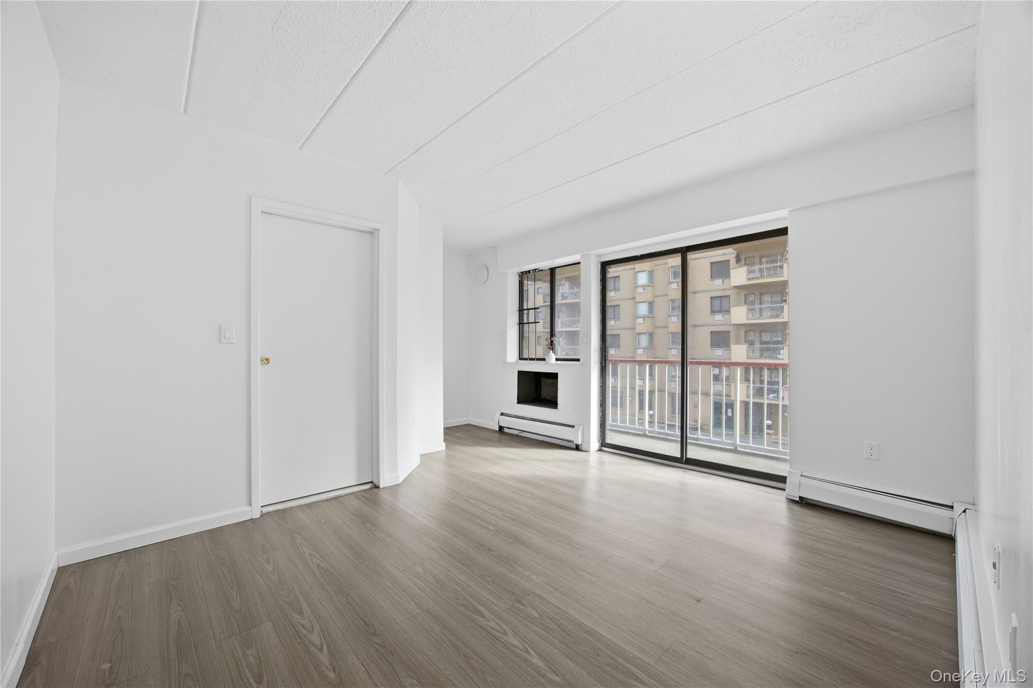 133-36 41st Road # 6C, Flushing, NY 11355