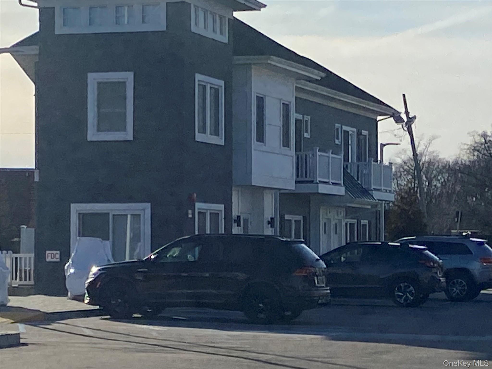 515 Jackson Avenue # 38, Lindenhurst, NY 11757