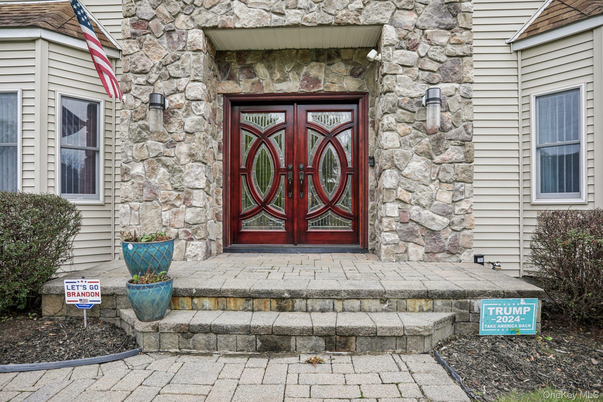 4 Isaac Drive, Pomona, NY 10970