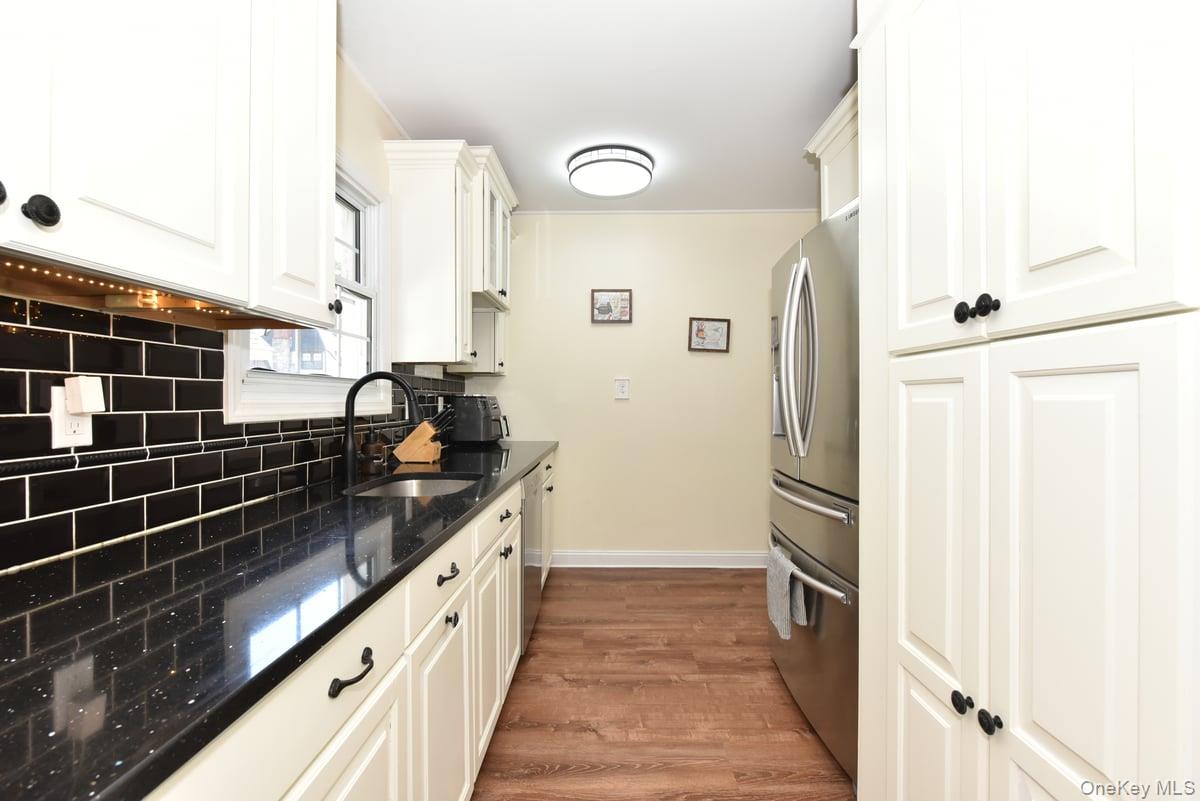 63 Willow Street, Garden City, NY 11530