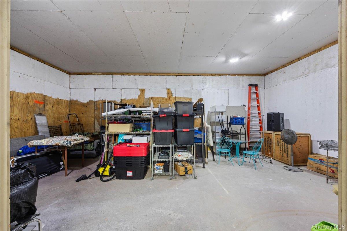 1-3 Amdurer Road, Westtown, NY 10998