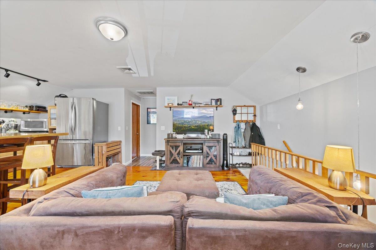 1-3 Amdurer Road, Westtown, NY 10998