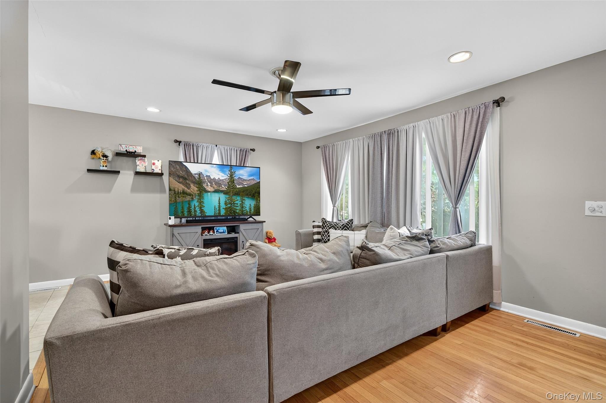 7 Manhattan Avenue, Middletown, NY 10940