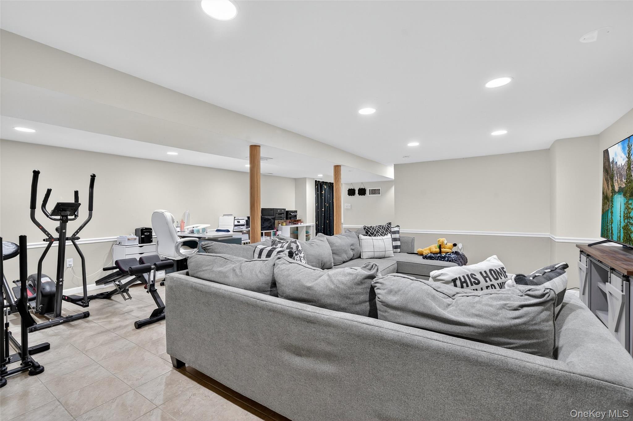 7 Manhattan Avenue, Middletown, NY 10940