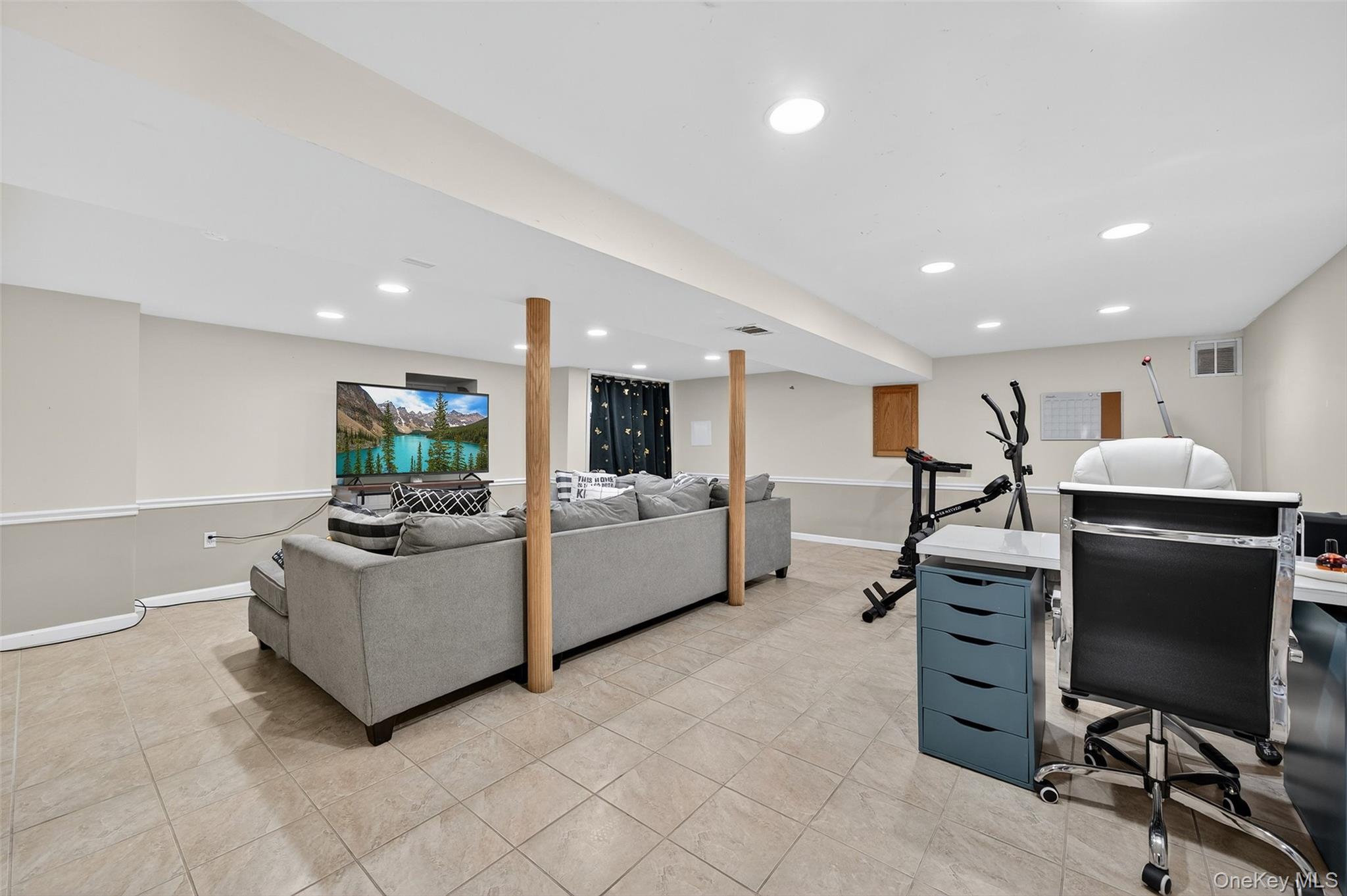 7 Manhattan Avenue, Middletown, NY 10940