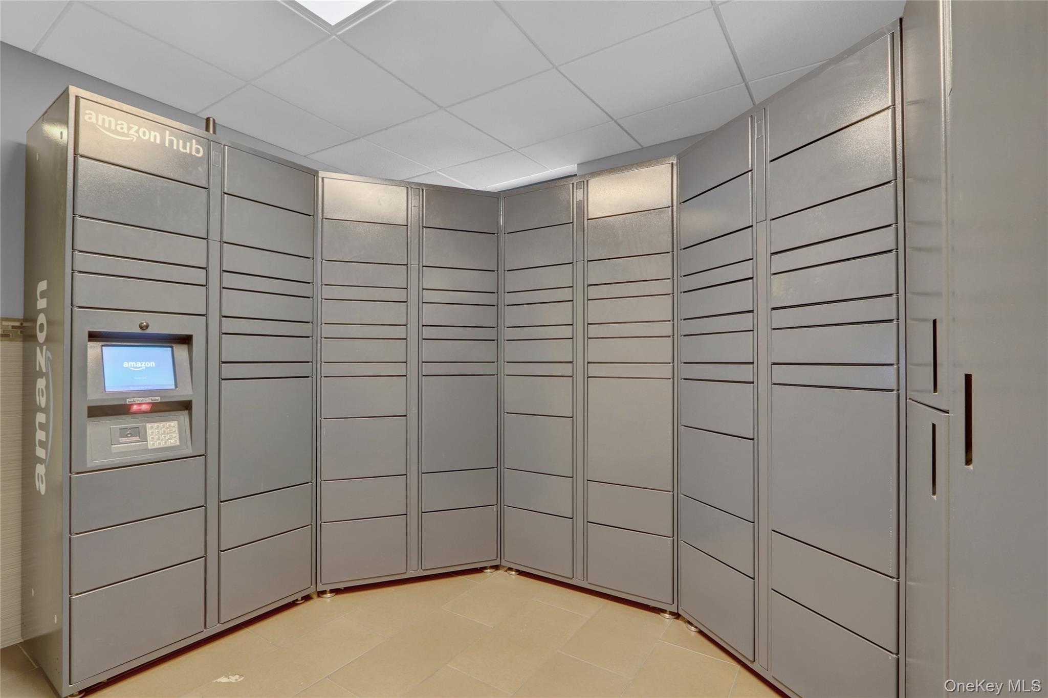 100 W Broadway # 6Q, Long Beach, NY 11561